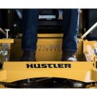 Photo gros plan d'une tondeuse Hustler Z Diesel